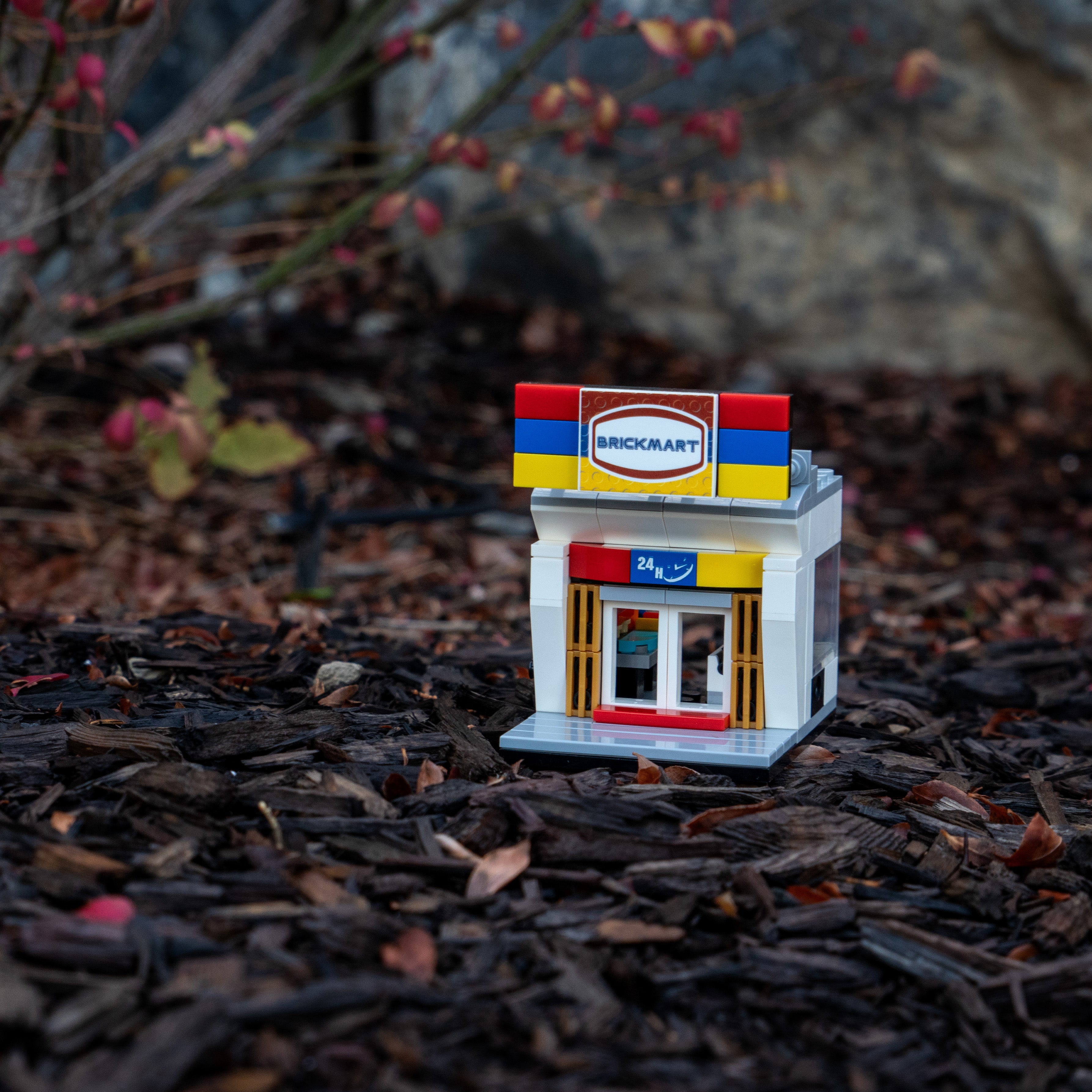 Mini City - Brickmart Convenience Store Brick Set