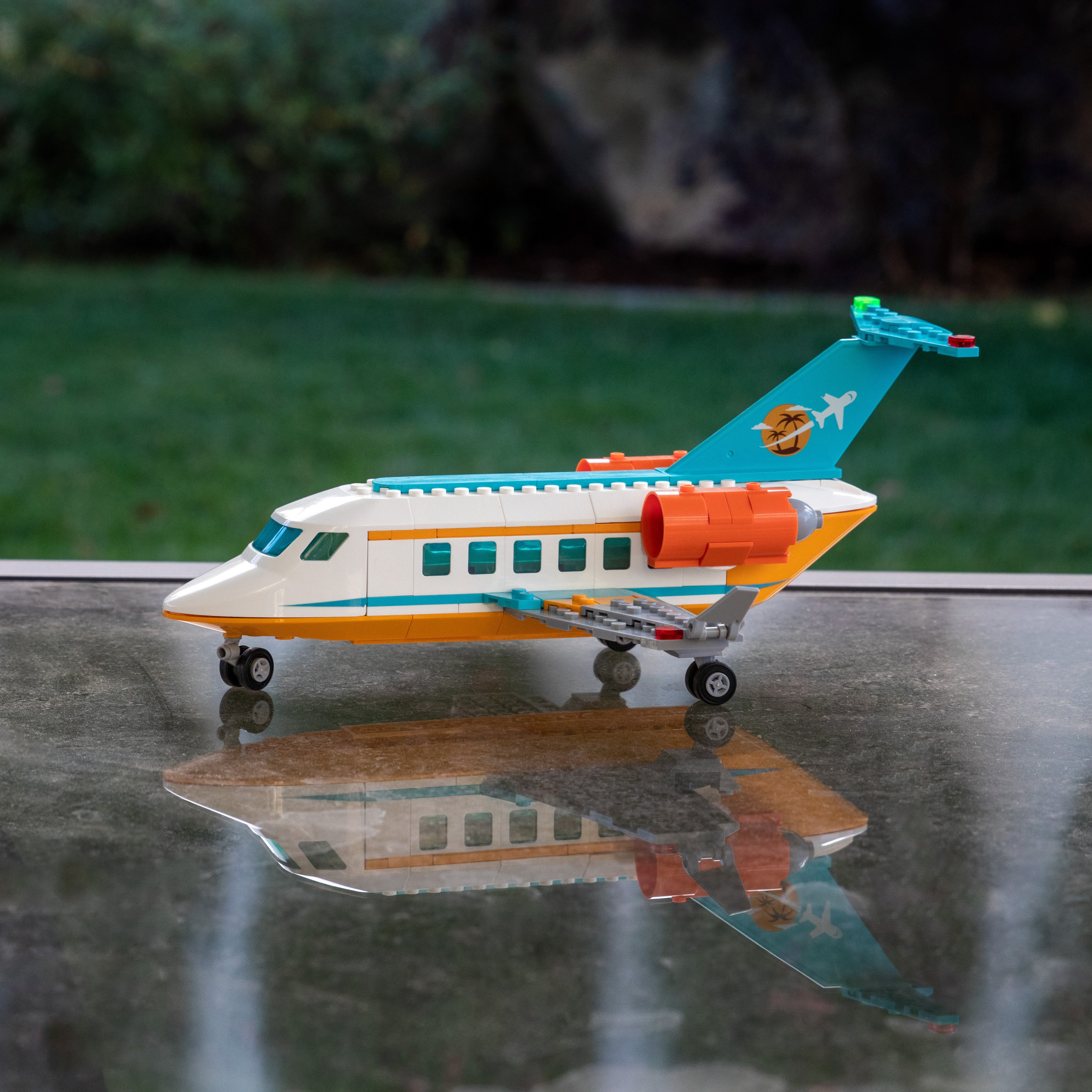 Vacation Airlines Airplane Brick Set