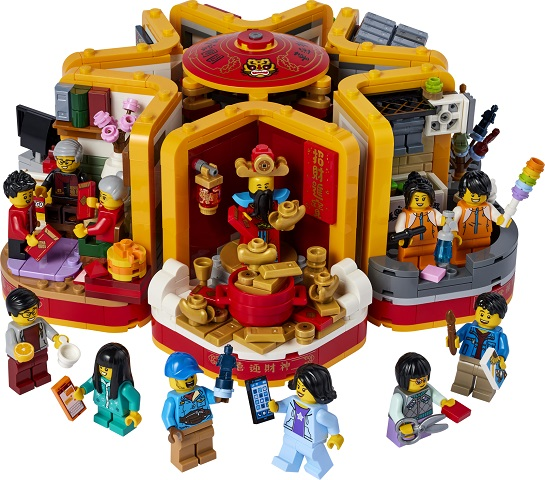 Lego holiday sales sets by year