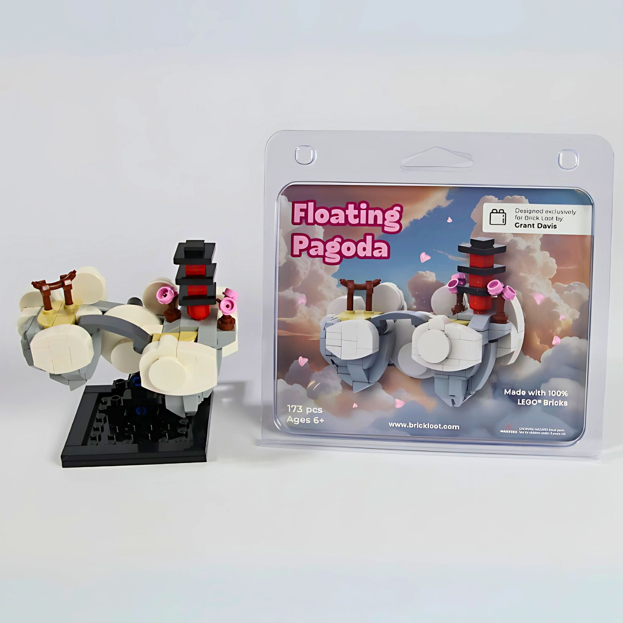 Floating Pagoda – Exclusive Limited Edition LEGO Moving Brick Build