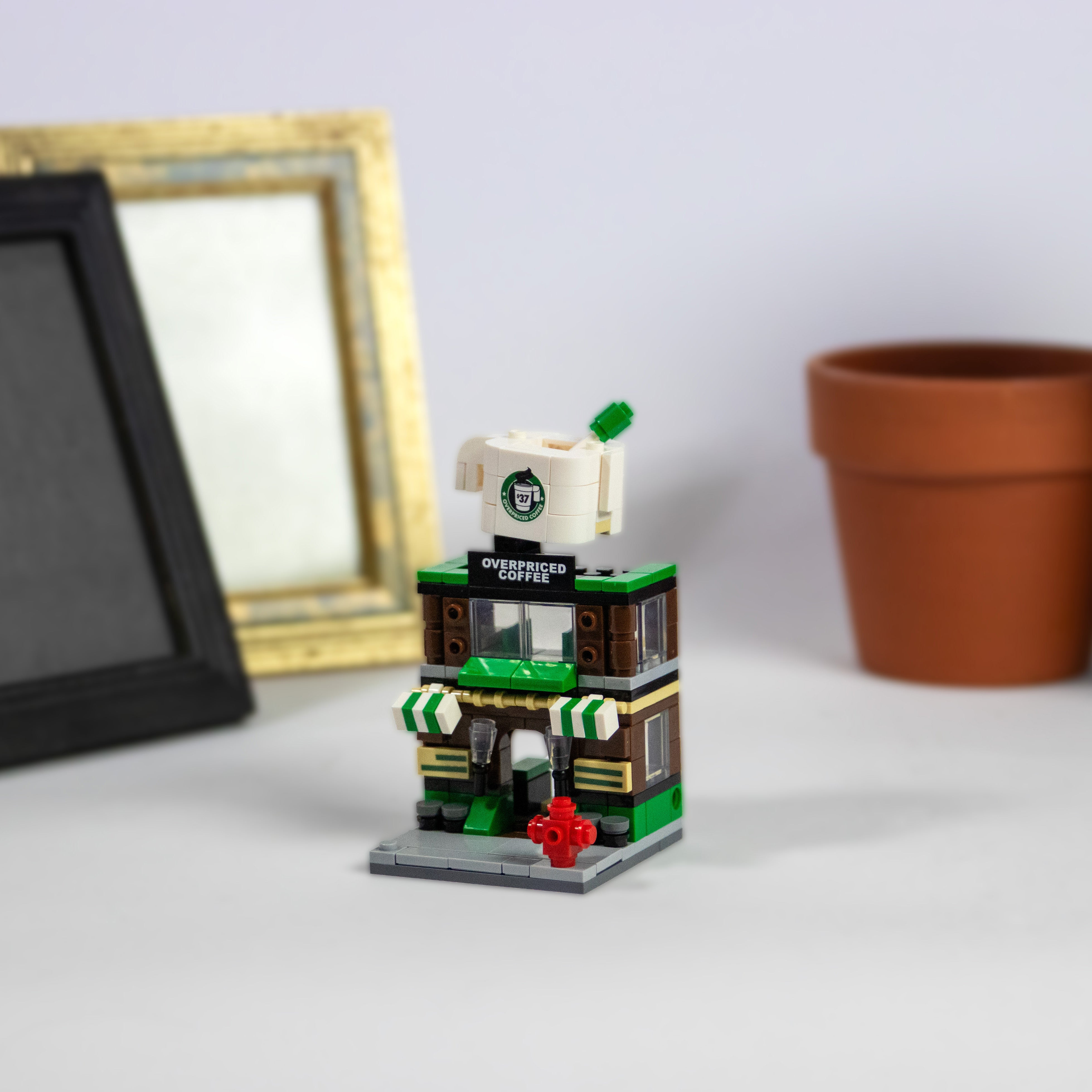 Mini City - Overpriced Coffee Shop Brick Set