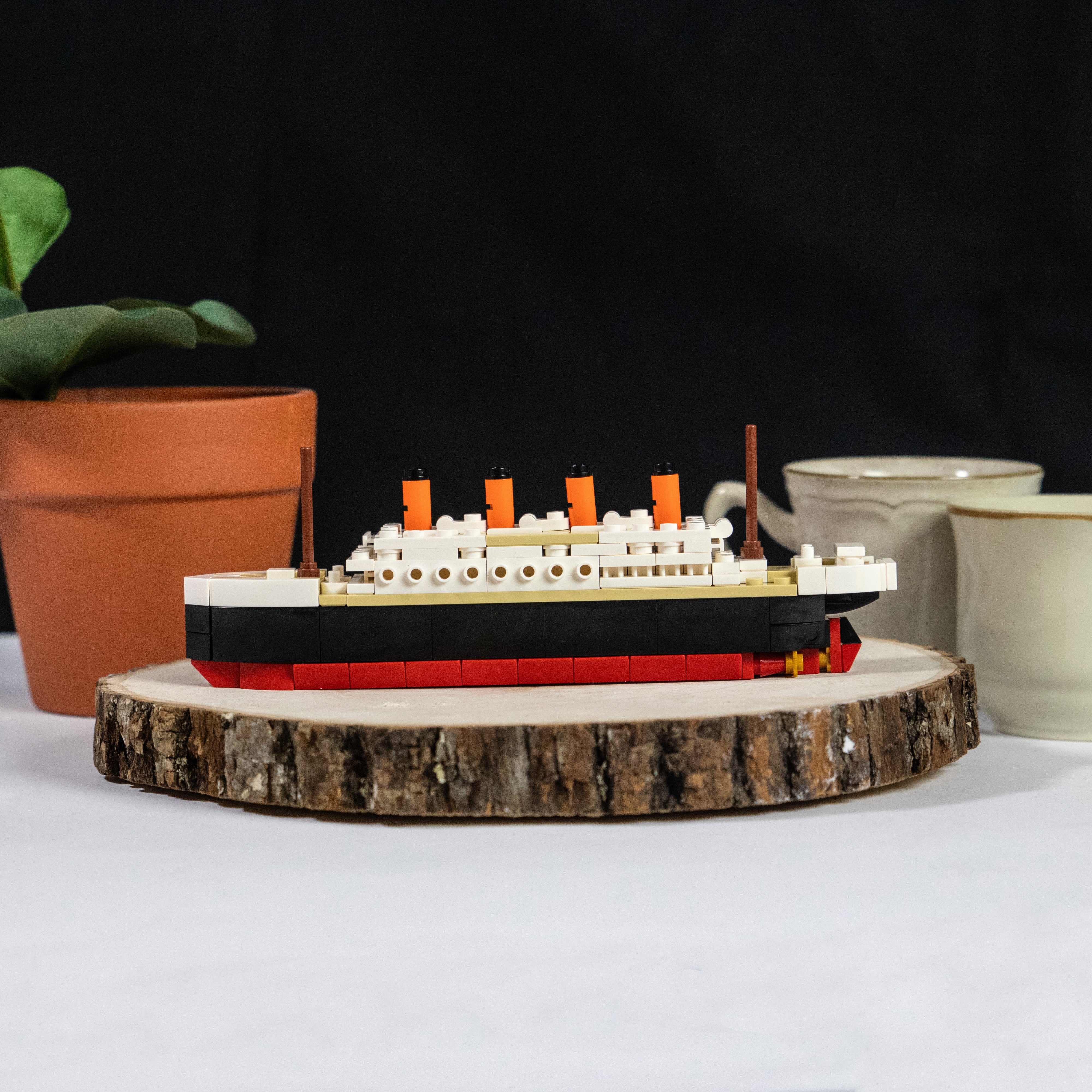 Titanic Ship Brick Set - 217 Pieces