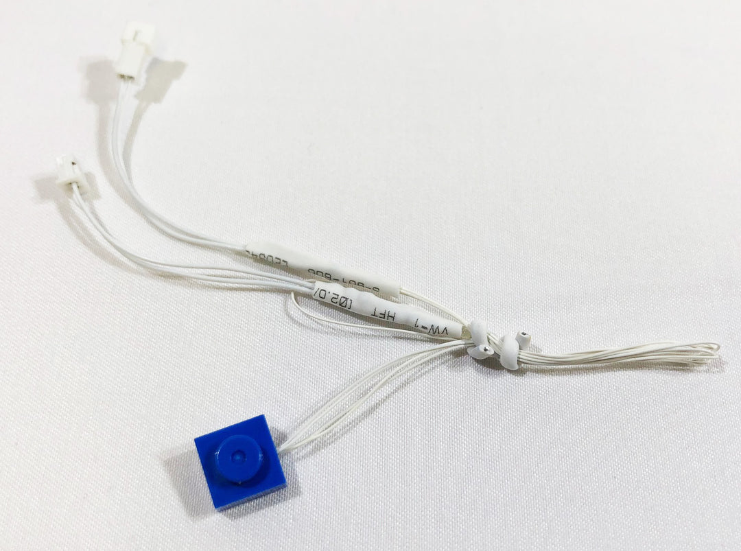 1x1-LED-Plate-Blue-LIGHT-LINX-Create-Your-Own-LED-String-works-with-LEGO-bricks-by-Brick-Loot