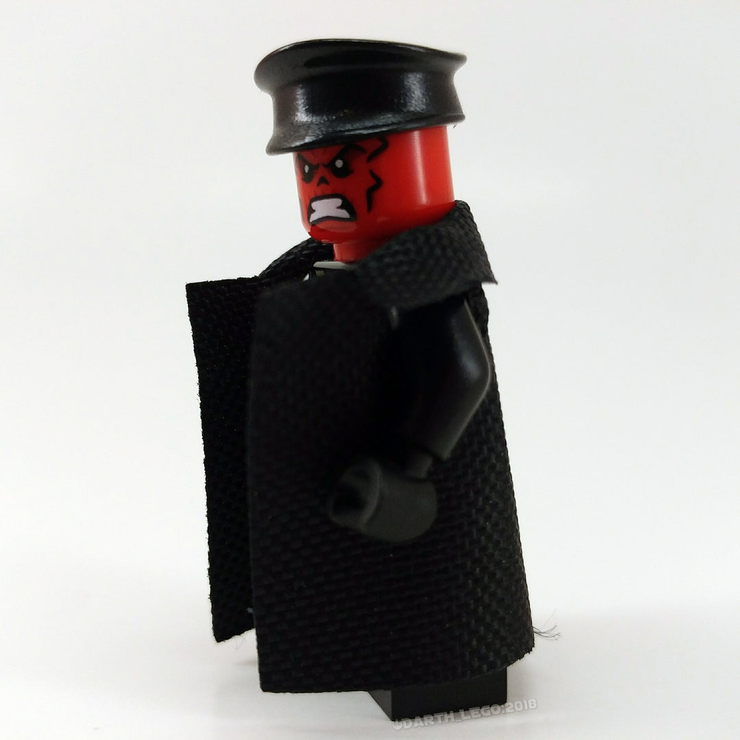 Brick Loot Cape Pack - Black Trench Coat / Cape Example - Minifigure not included (Brick Loot Cape Pack with 35 Fabric Capes and Accessories)