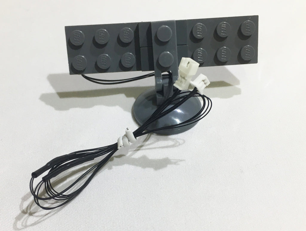 LED-WIDE-ANGLE-Spot-Lights-6-Colors-LIGHT-LINX-Create-Your-Own-LED-String-connects-with-mini-plugs-works-with-LEGO-bricks-by-Brick-Loot