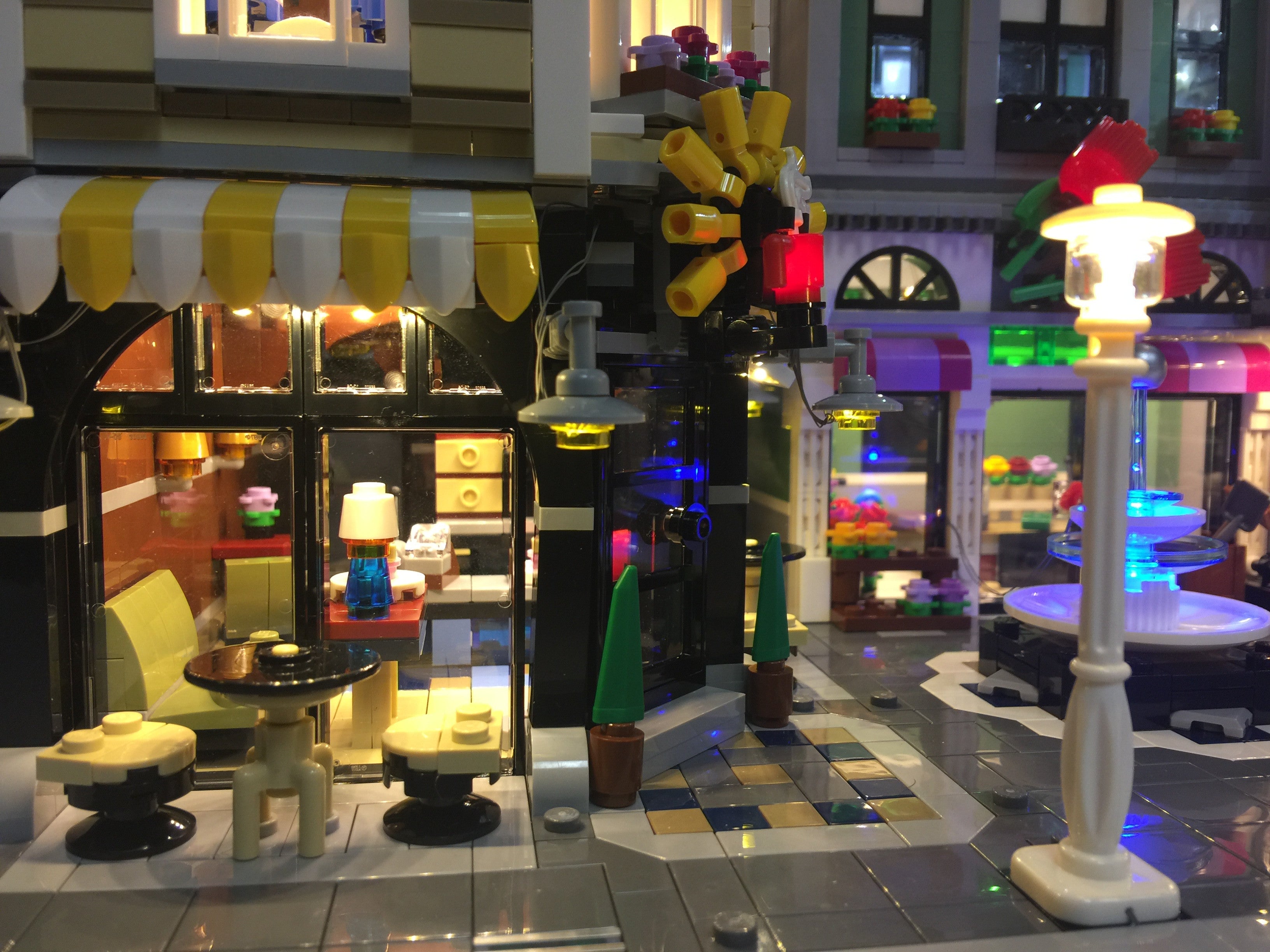 Lego 10255 big w best sale