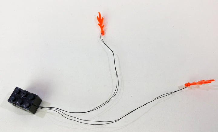 LED Double Flames with 2x3 Battery Brick