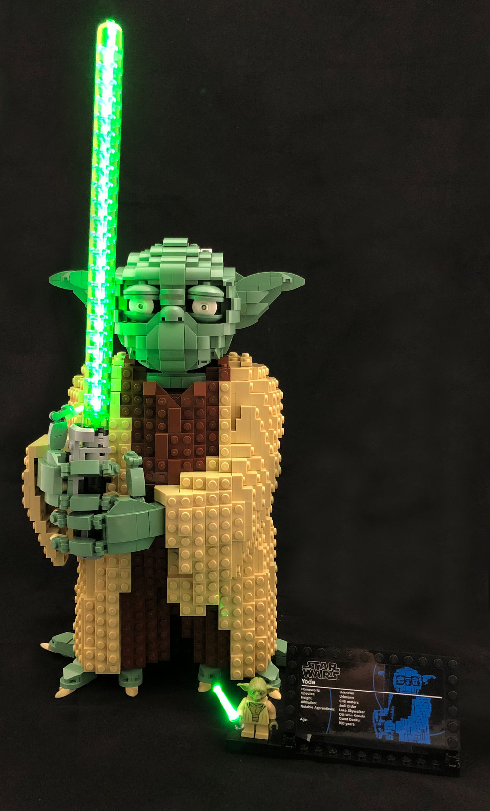 LEGO® Star Wars Attack of The Clones Yoda Building Model and Collectible Minifigure with Lightsaber set 75255  with the Brick Loot LED Lighting Kit.